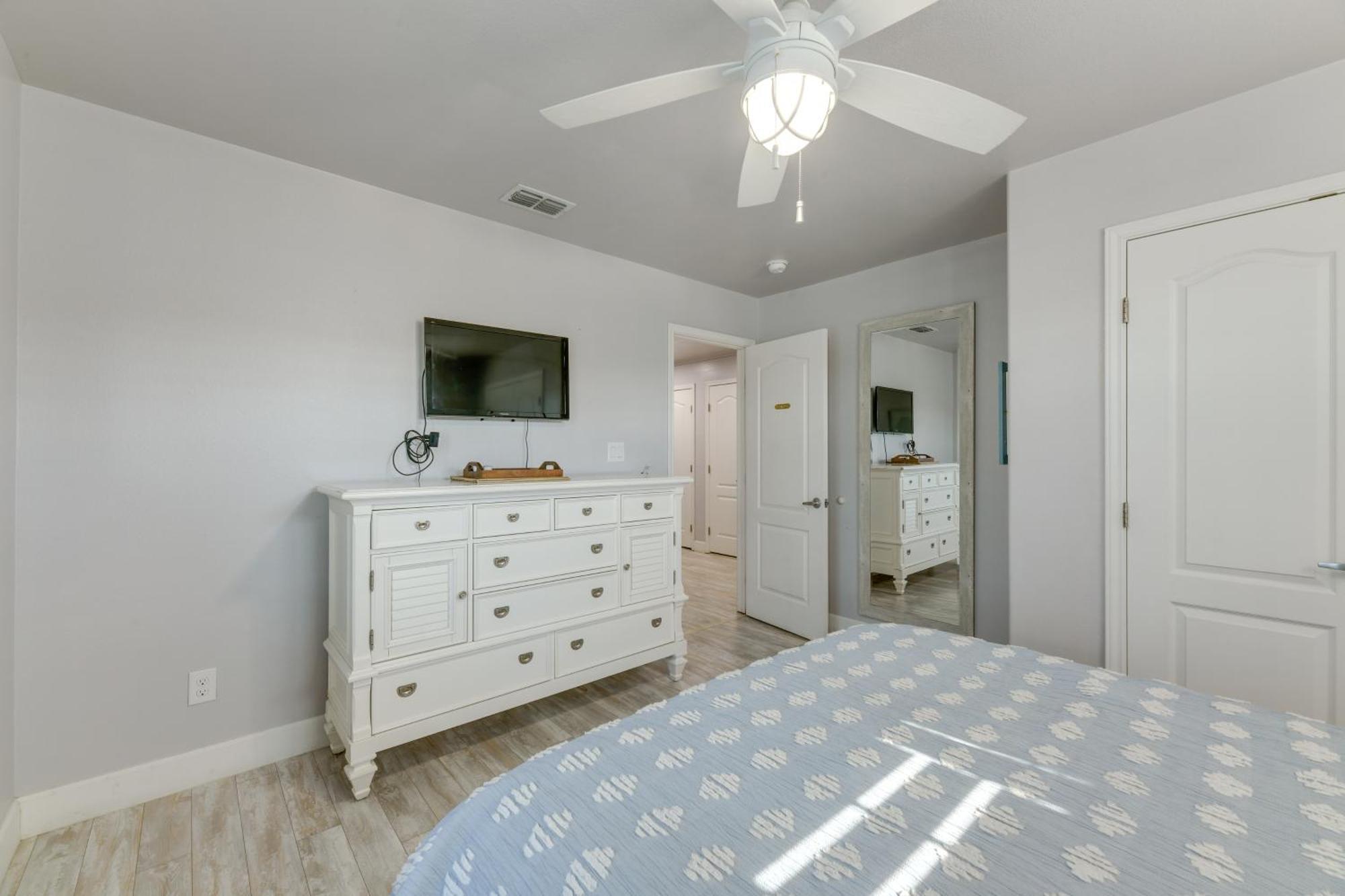 Trendy Port Aransas Home With Private Pool And Deck! Kültér fotó